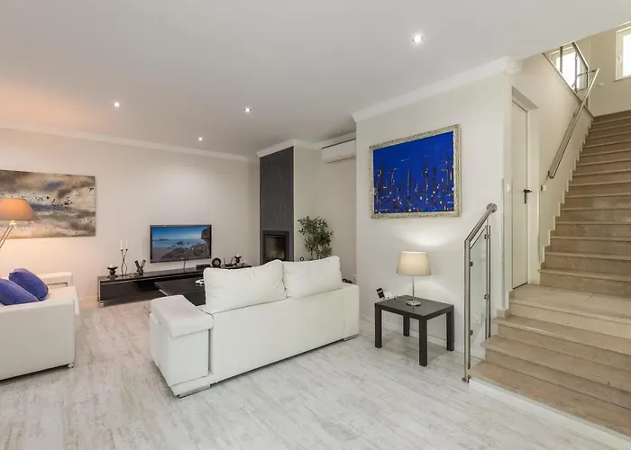 펜션 D_loft Sea And Golf 알부페이라